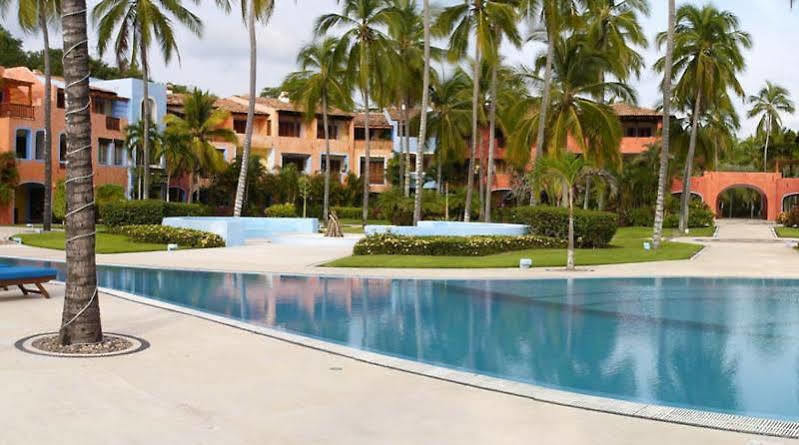 Playa Rosa Bungalows カレイェス エクステリア 写真
